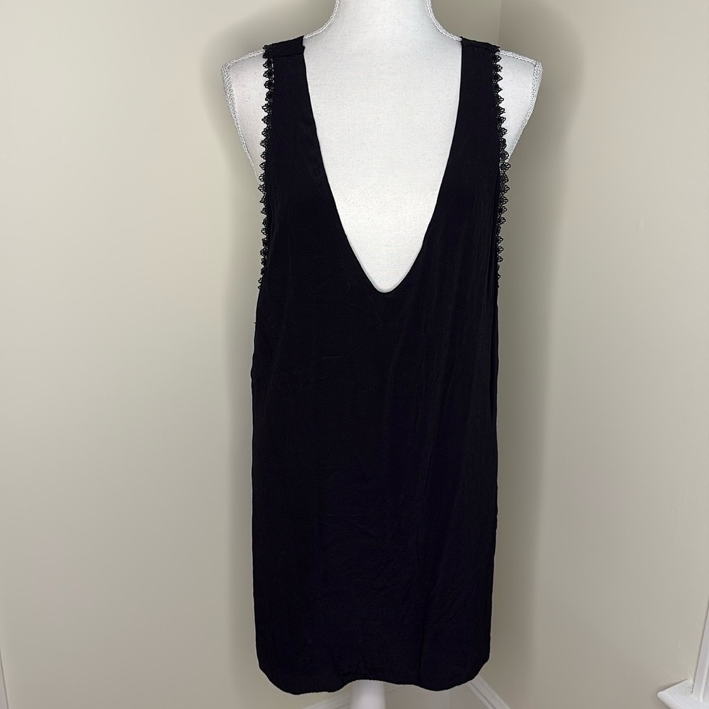 Victoria & Sophia Ladies Black Lace Trimmed Sexy Dress. Medium